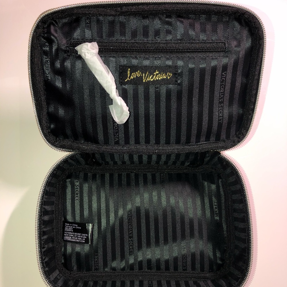 ๐ Victorias Secret Bags Bundle!! ๐ - Picture 8 of 8